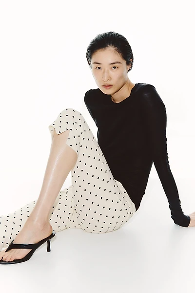 Printed Capri Pants