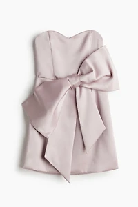 Robe bustier en satin avec boucle devant
