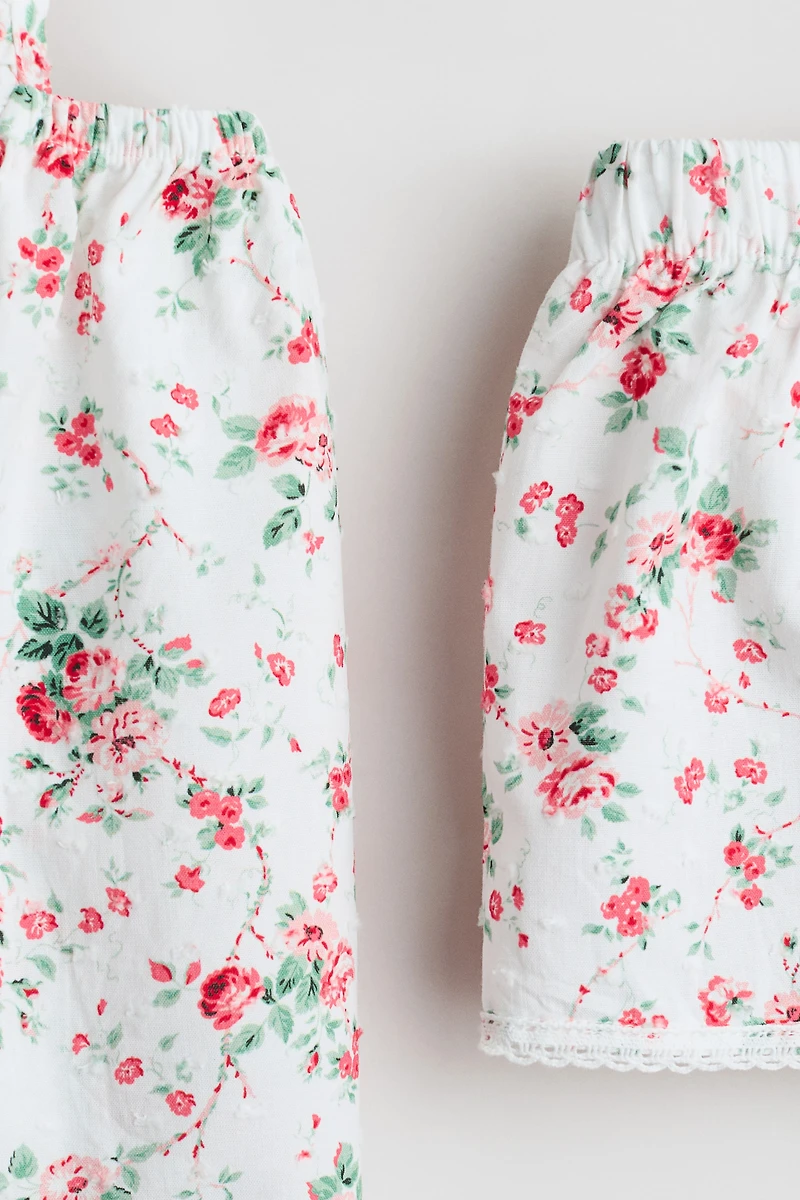 Ensemble 2 pièces en plumetis avec imprimé fleuri