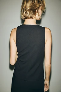 Débardeur à encolure bénitier