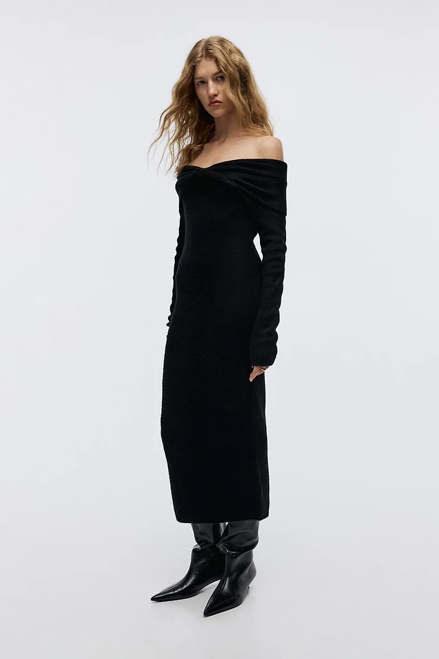H&M Fine-Knit Off-the-Shoulder Dress | Connecticut Post Mall
