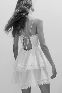 Robe en coton avec dentelle