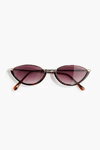 Lunettes de soleil fines