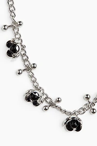 Collier chaîne avec pendentifs