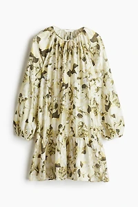 Robe avec détail à nouer