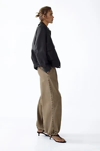 Balloon-Leg Denim Pants