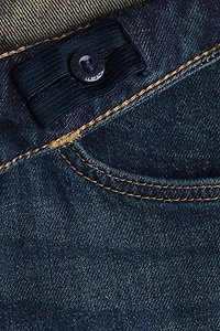 Relaxed Tapered Fit Jeans