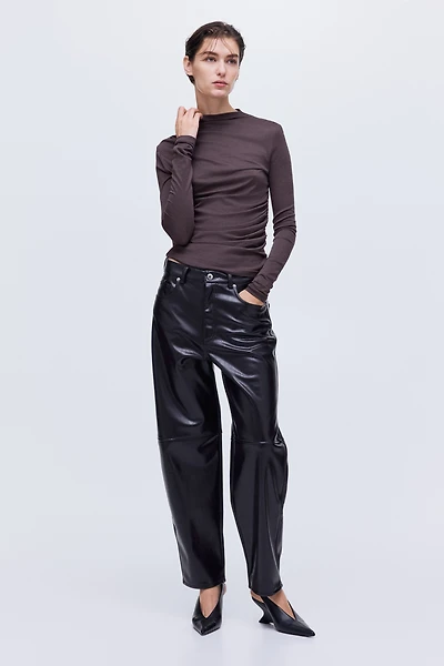 Haut drapé en soie mélangée