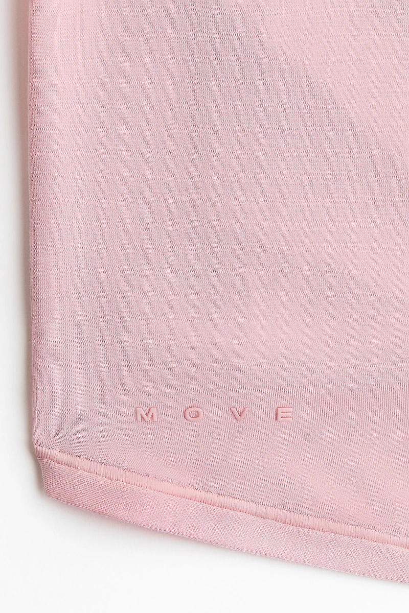 Cropped Long-Sleeved Yoga Top