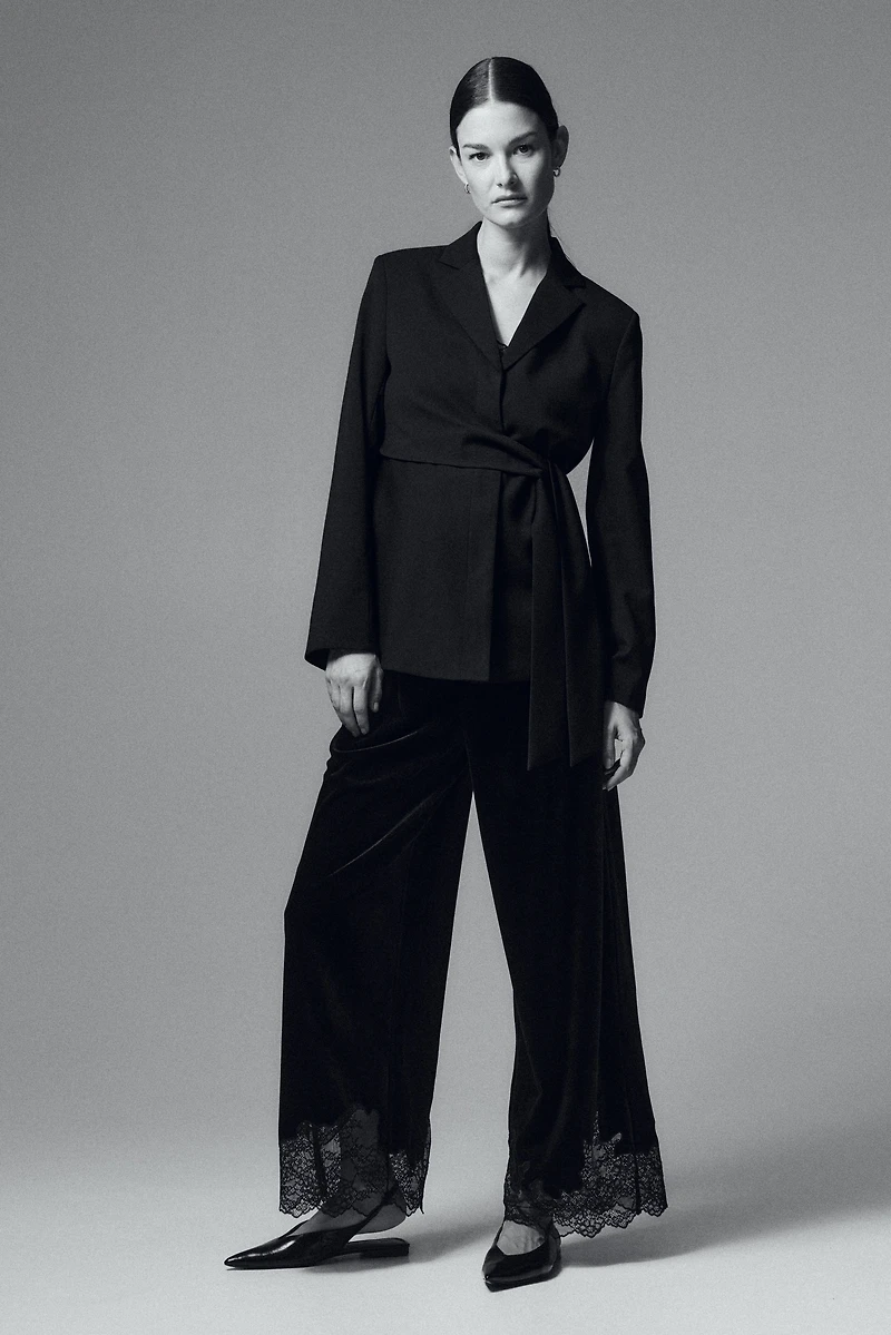 MAMA Tie-Belt Blouse