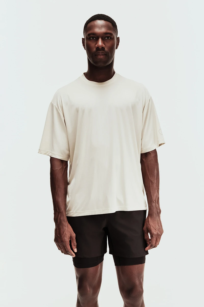 Loose-Fit Boxy Sports T-Shirt with DryMove™