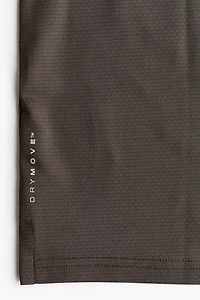 T-shirt sport épousant les muscles en DryMove🅪