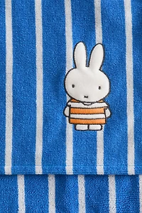 Cape-Style Baby Towel with Appliqué
