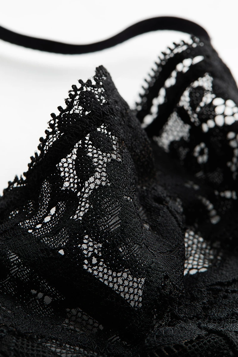 Maillot Tanga en dentelle