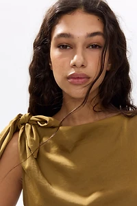 Asymmetric Tie-Detail Top