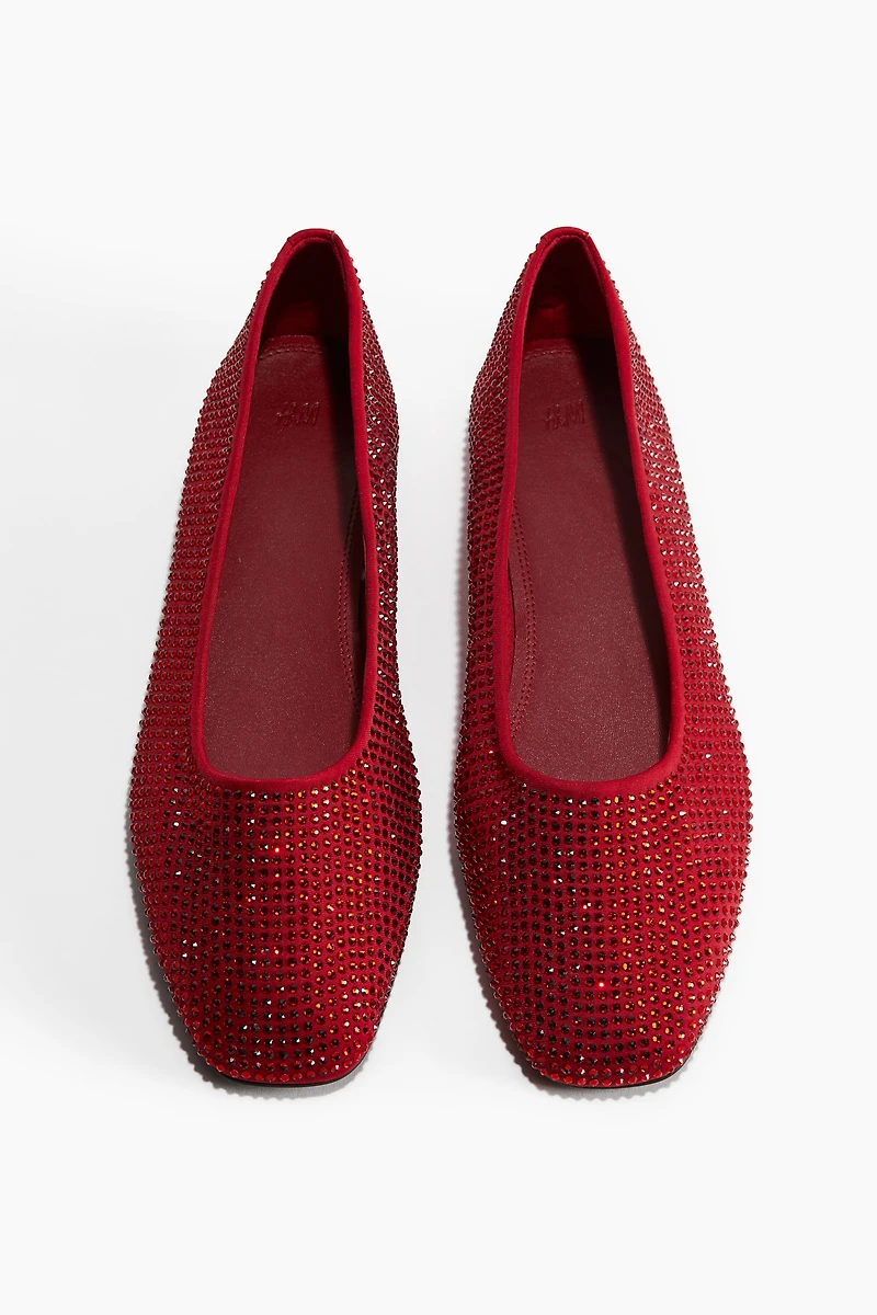Ballerines ornées de strass