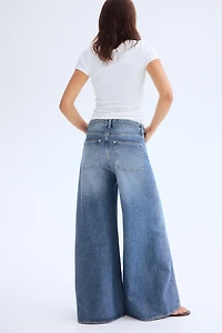 Flared Jeans