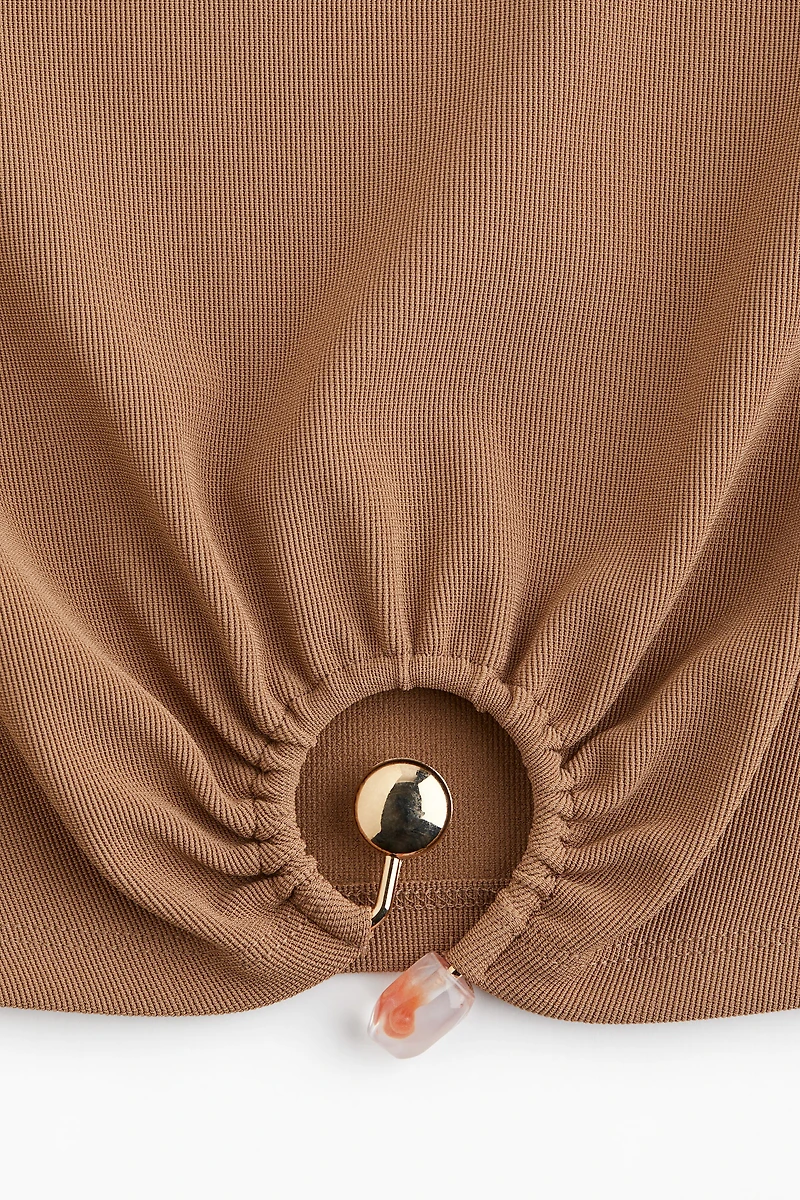 T-shirt côtelé avec perles fantaisie