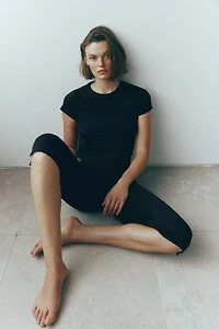 Jersey Capri Pants