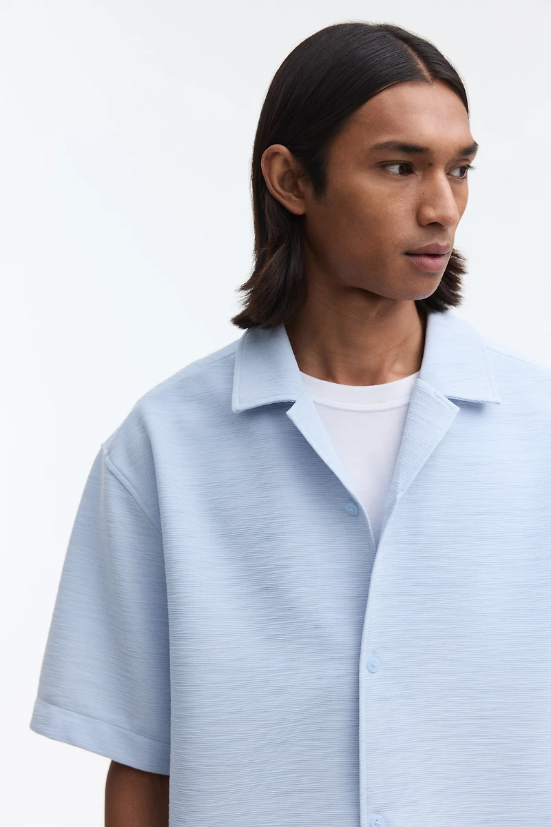 Loose-Fit Resort Shirt