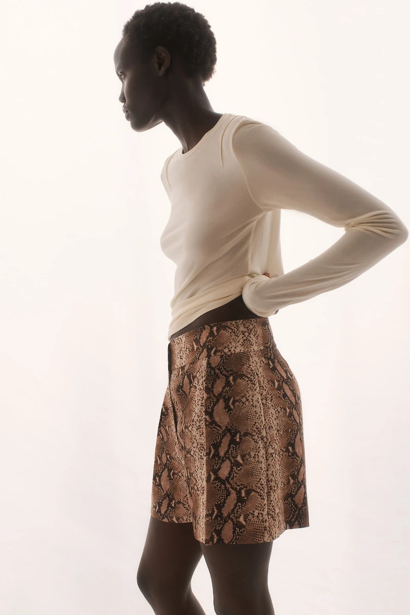 Patterned Dressy Shorts