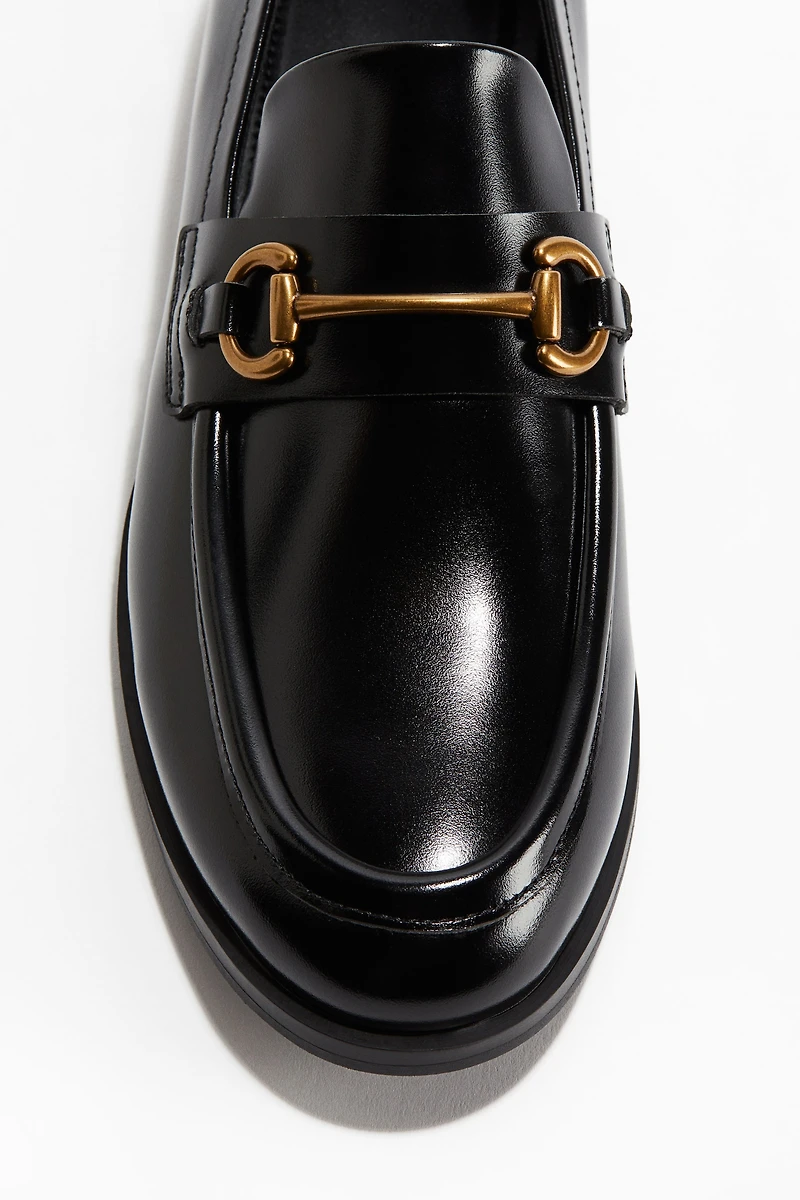 Mocassins avec boucle en métal