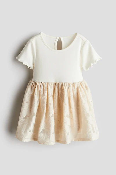 Short-Sleeved Dress