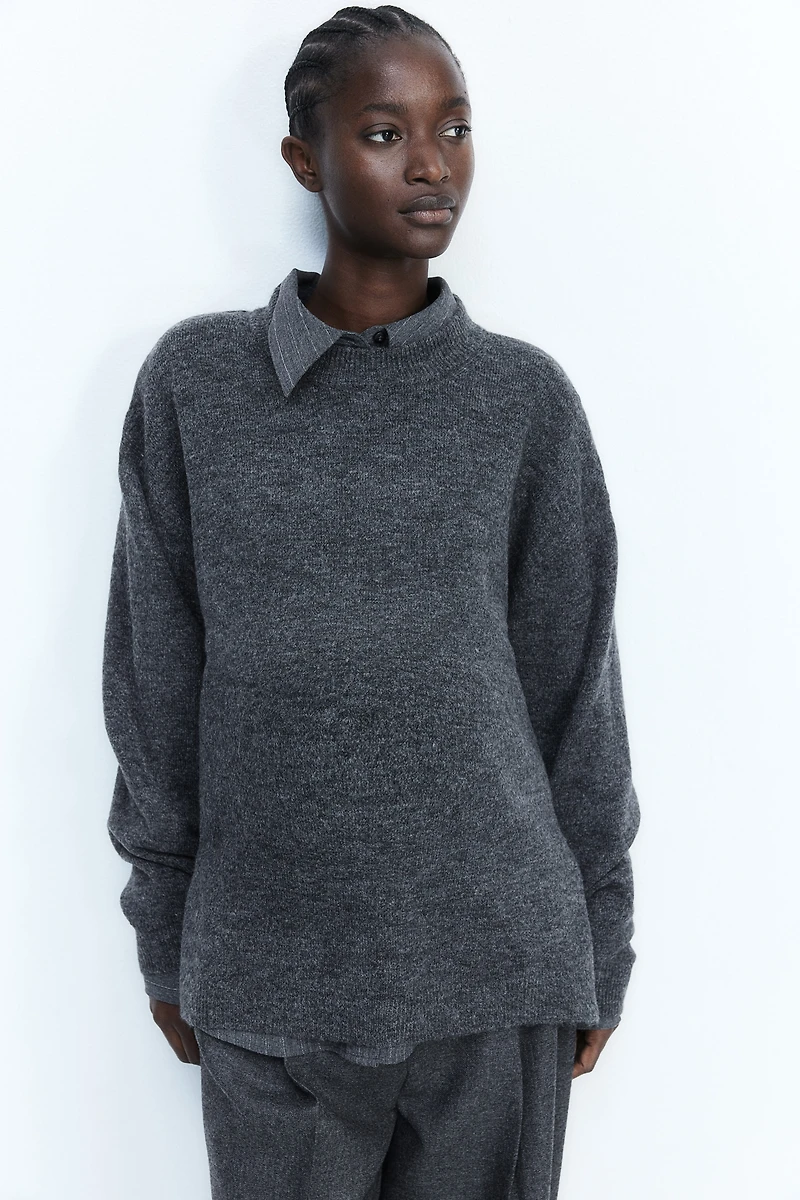 MAMA Slit-Hem Sweater