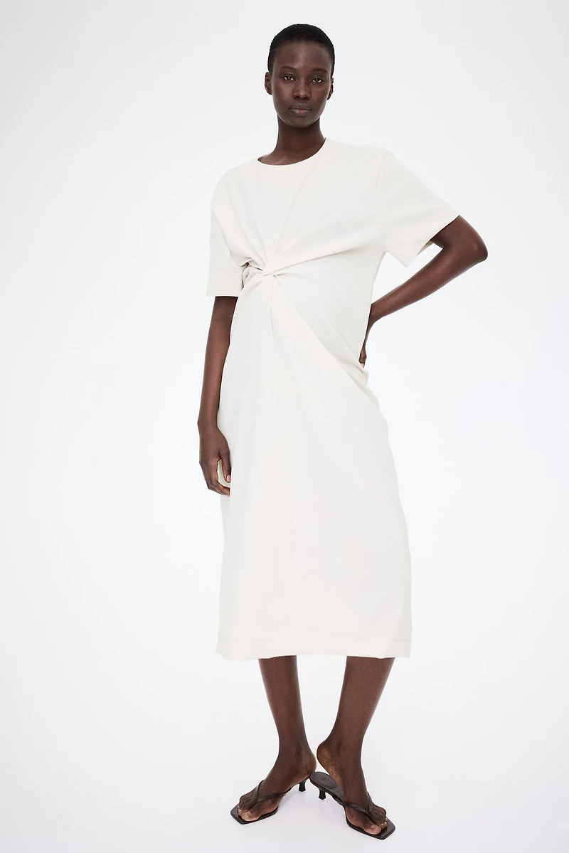 Robe MAMA avec détail noué