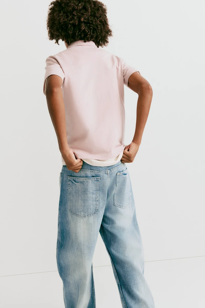 Loose-Fit Barrel Jeans