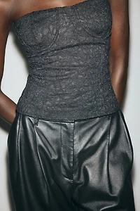 Haut bustier en dentelle