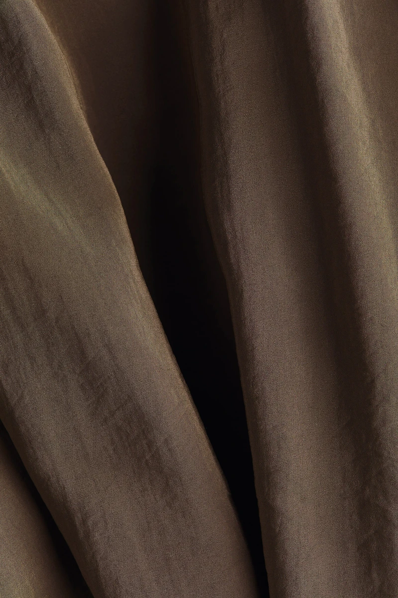 Balloon-Sleeved Open-Shoulder Dress