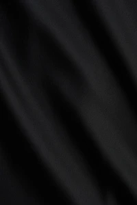 Jupe en satin avec dentelle