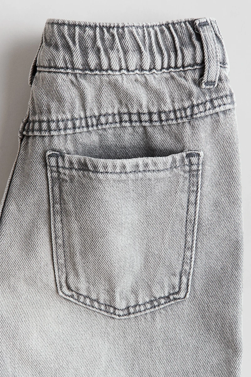 Loose-Fit Denim Shorts