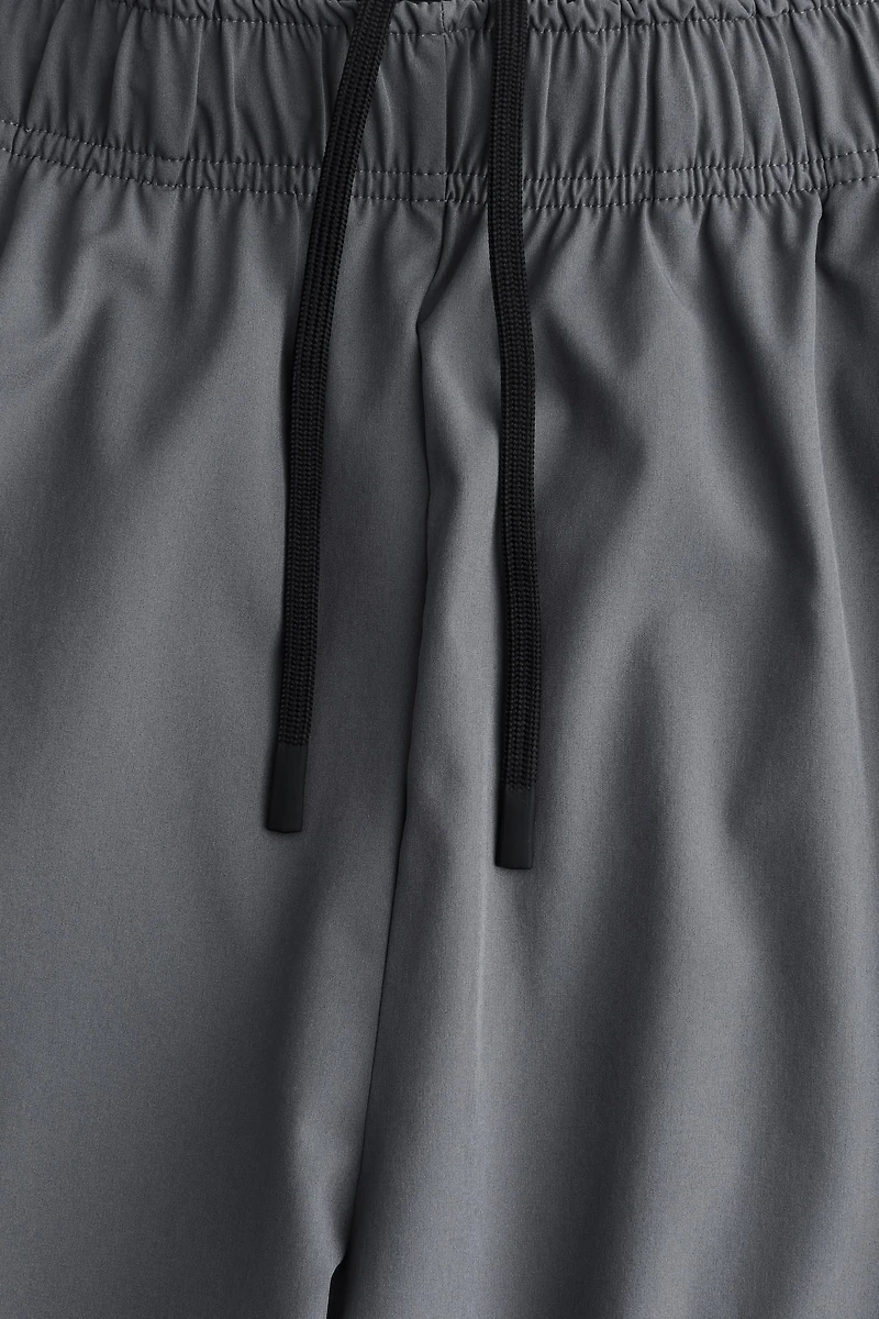 Long Sports Shorts with DryMove™