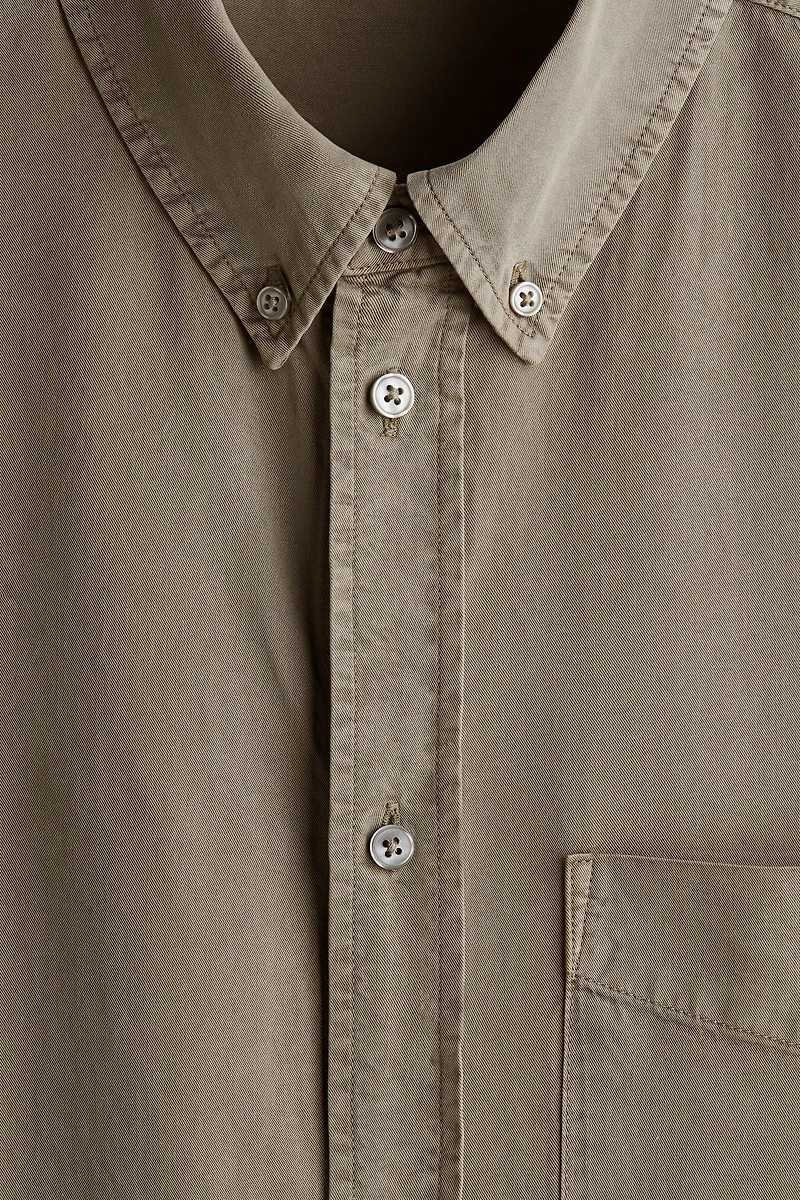Loose-Fit Button-Down Shirt