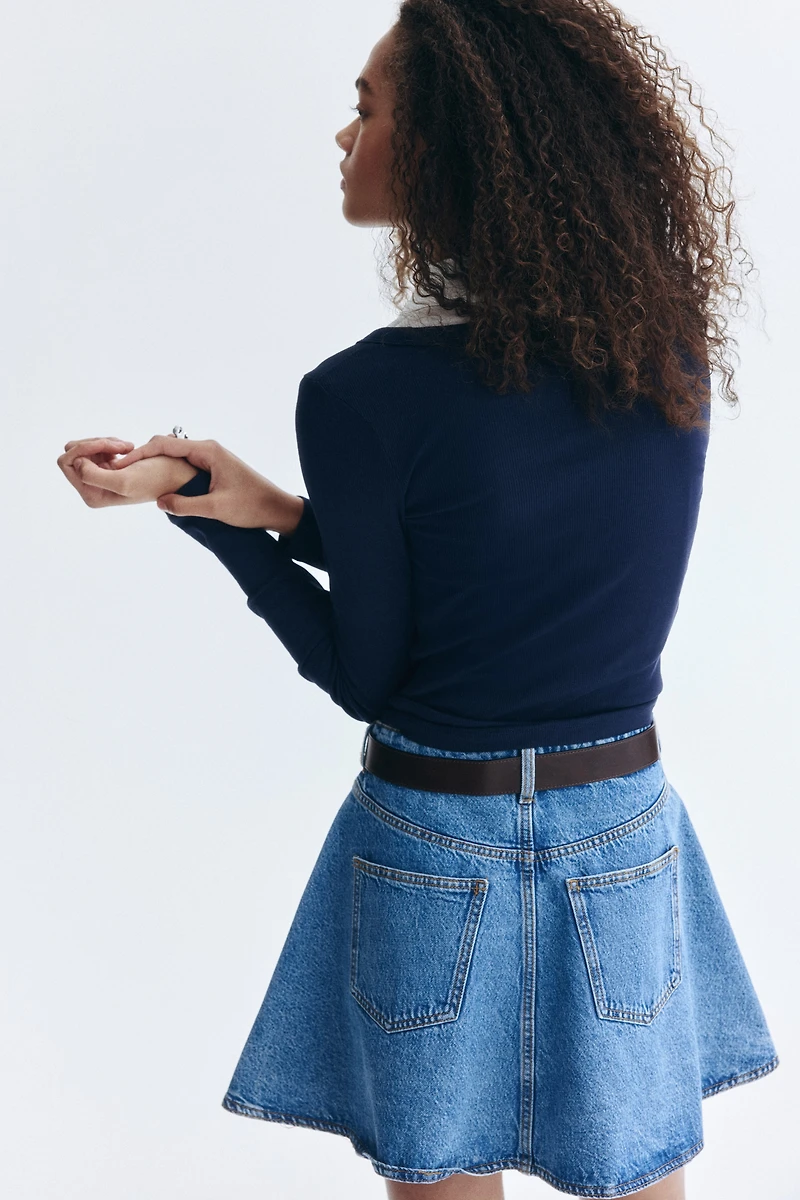 Haut en coton avec encolure V