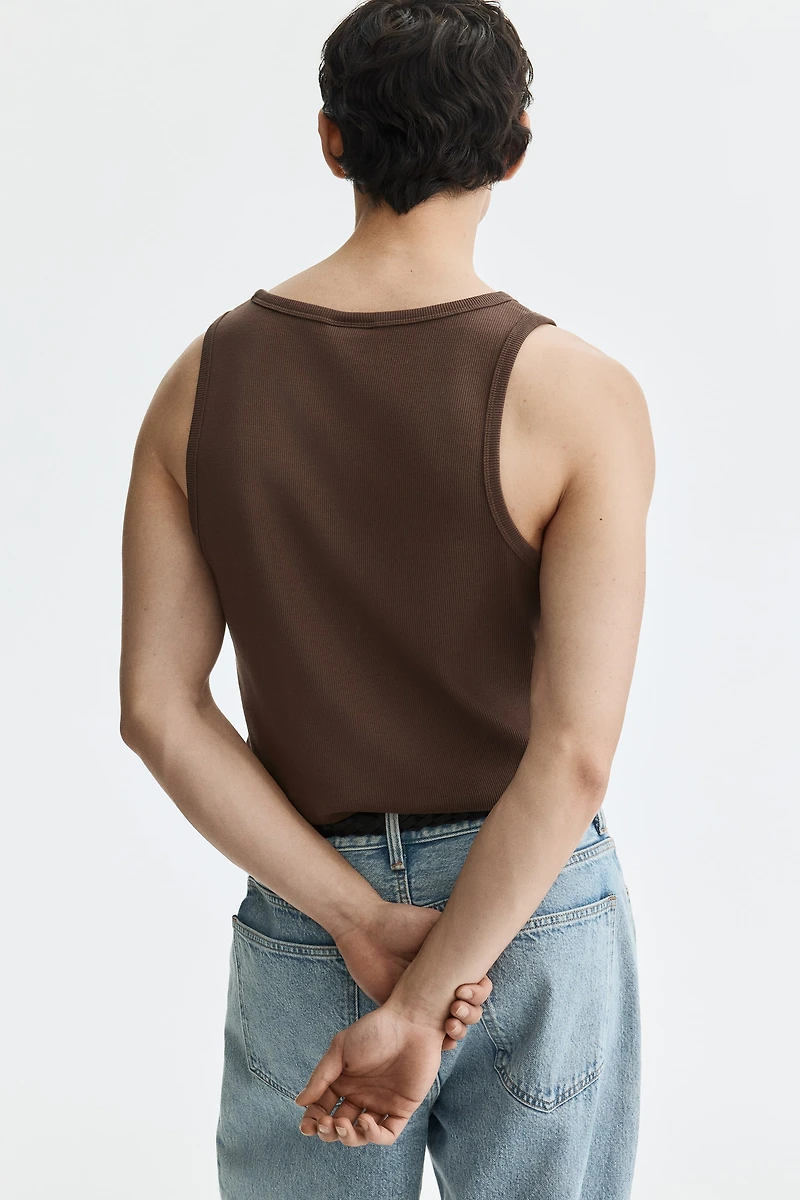 Camisole côtelée près du corps