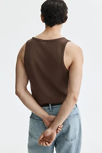 Camisole côtelée près du corps