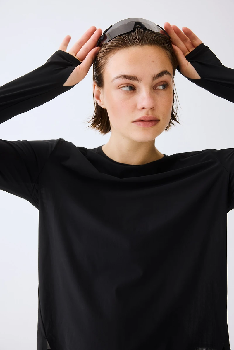 Sports Top with DryMove™