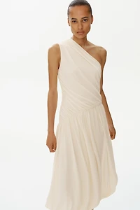 Robe asymétrique avec bas à effet ballon