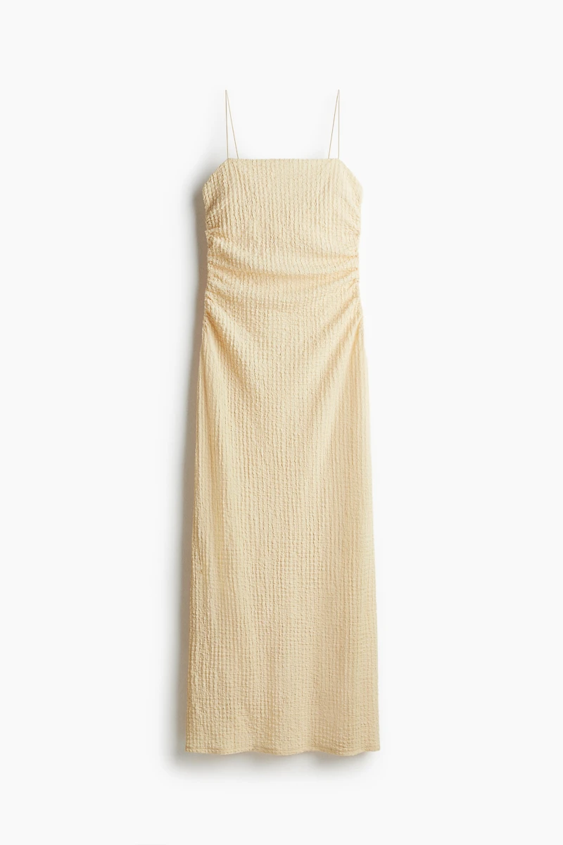 Robe texturée à bretelles fines