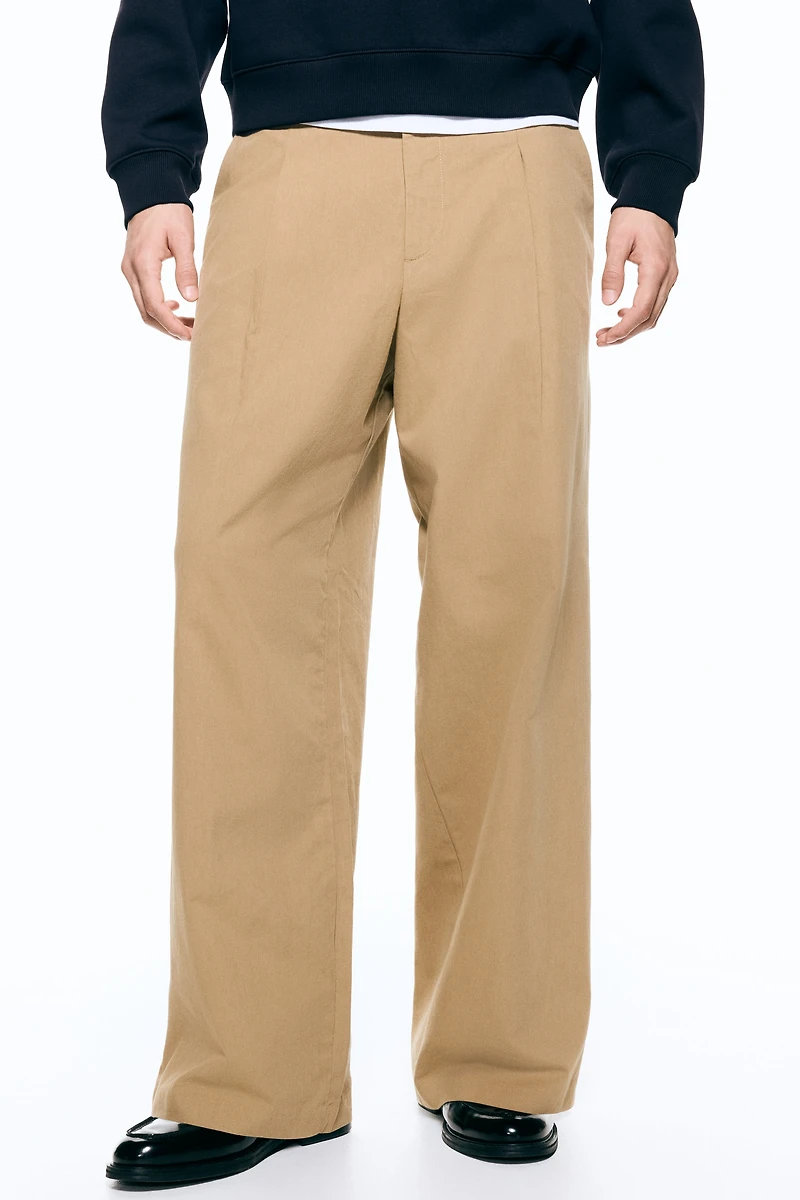 Loose-Fit Tailored Pants