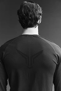 Muscle-Fit Sports Shirt with DryMove™