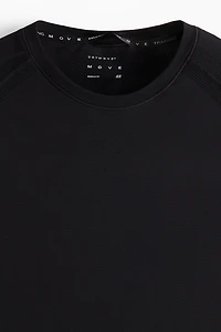 Muscle-Fit Sports Shirt with DryMove™