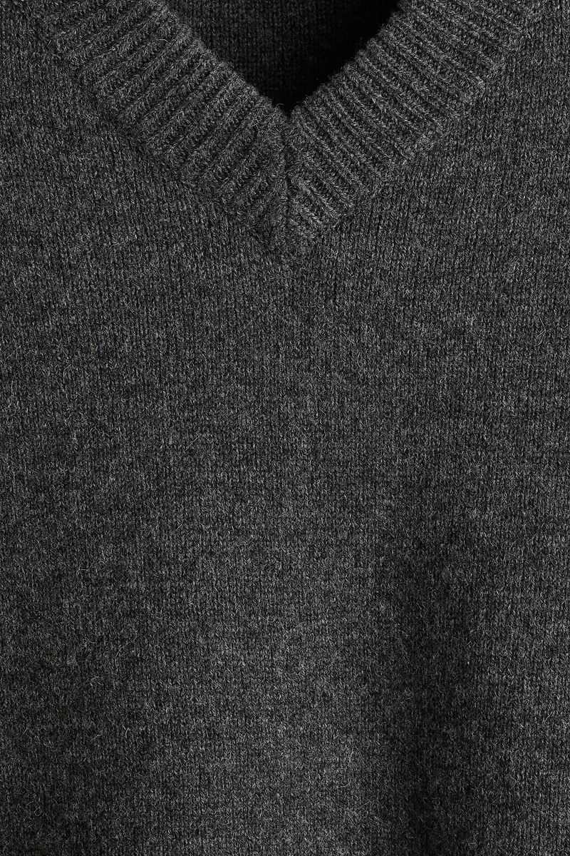 Loose-Fit Wool Sweater