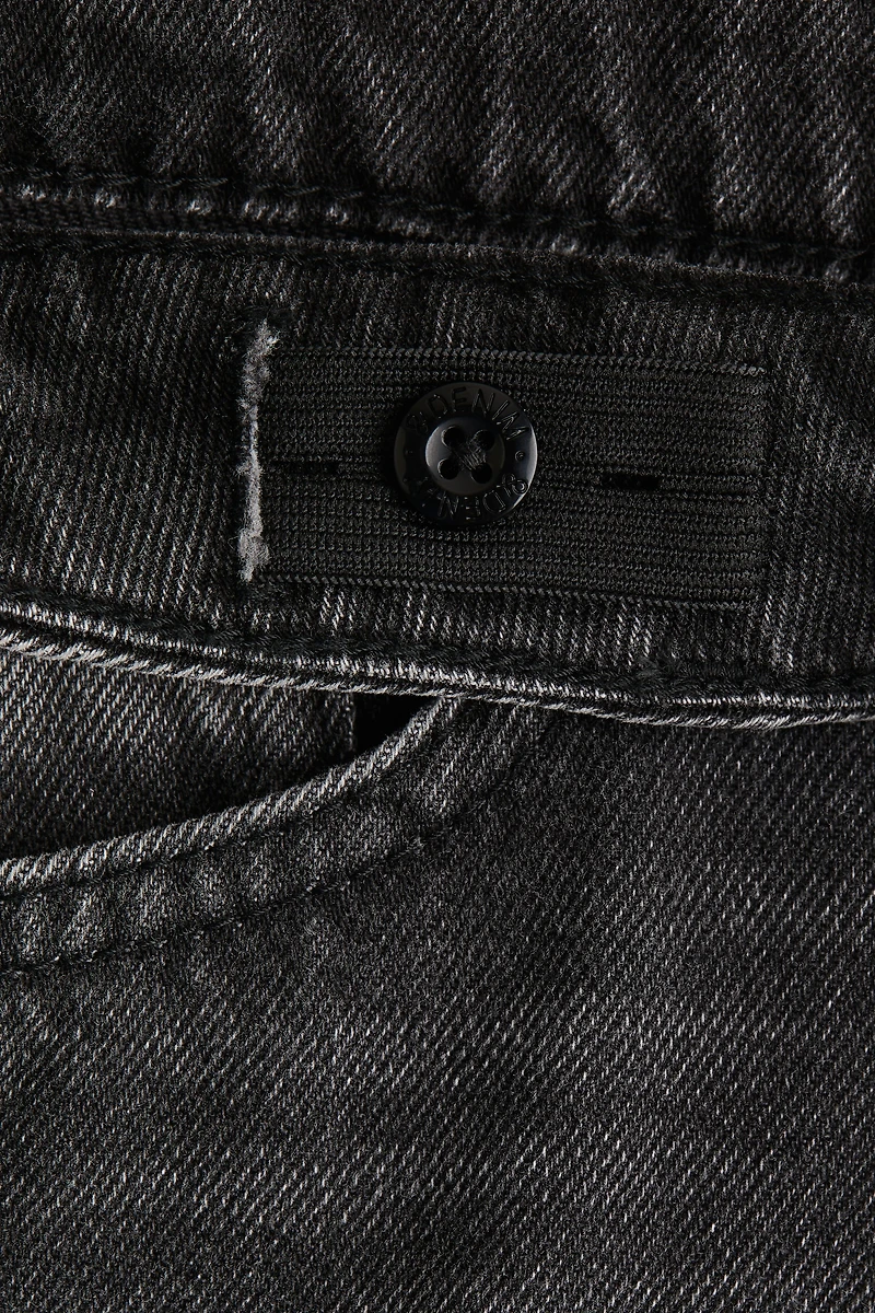 Loose-Fit Wide-Leg Jeans