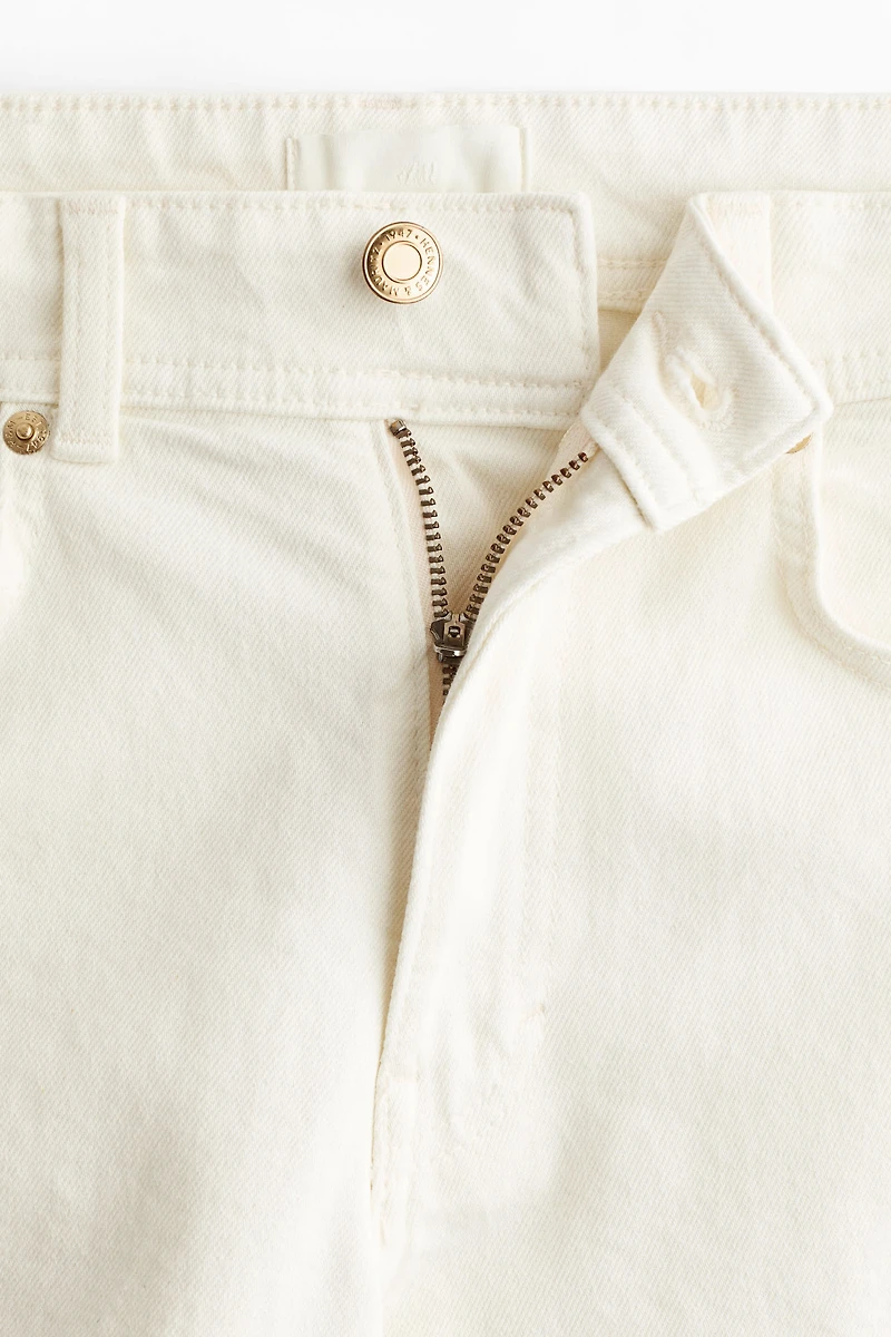 Jean ample à la cheville taille haute