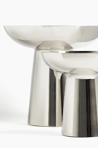 Grand vase en métal