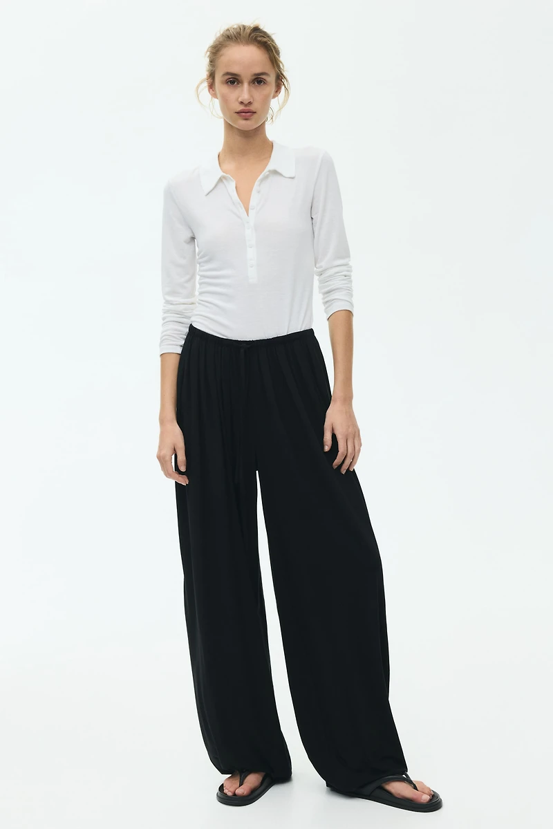 Balloon-Leg Pants with Drawstring